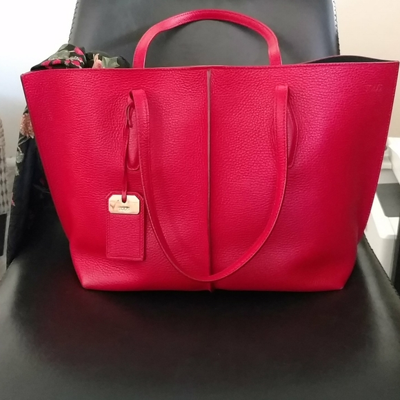 Tod's Joy Tote ❤️❤️ - Picture 7 of 17